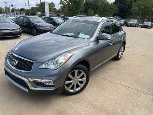 2017 INFINITI QX50 Base
