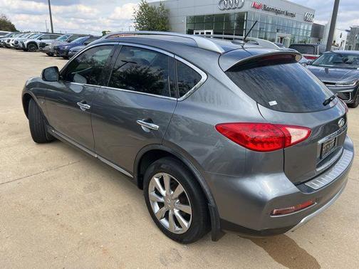 2017 INFINITI QX50 Base