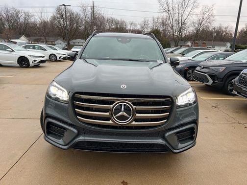 2026 Mercedes-Benz GLS 450 4MATIC