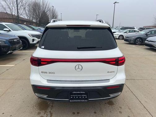 2024 Mercedes-Benz EQB 300 4MATIC