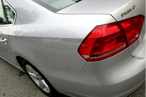 2013 Volkswagen Passat 2.5 SE