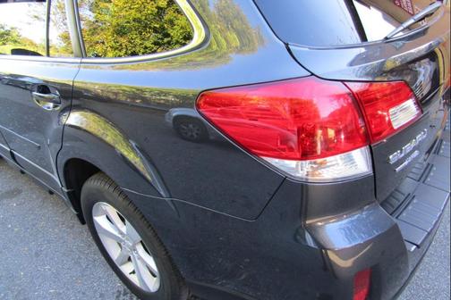 2013 Subaru Outback 3.6R Limited