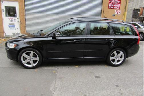 2008 Volvo V50 4dr Wgn 2.4L FWD