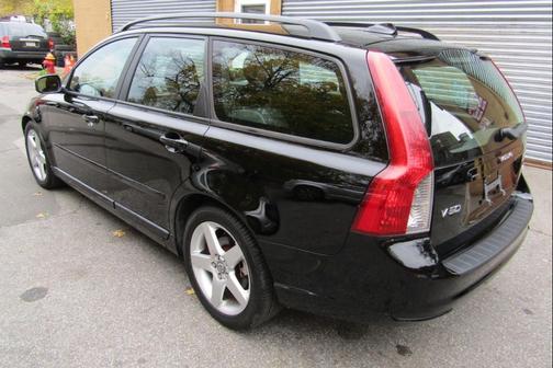 2008 Volvo V50 4dr Wgn 2.4L FWD