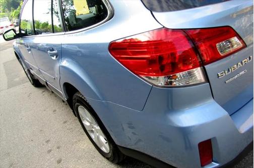 2012 Subaru Outback 2.5i