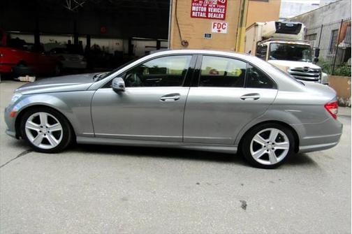 2011 Mercedes-Benz C-Class C 300 4MATIC Sport