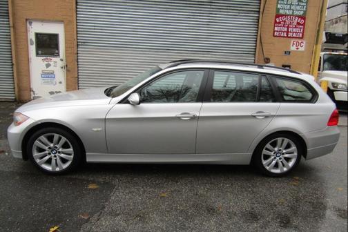 2007 BMW 328 4dr Sports Wgn 328xi AWD