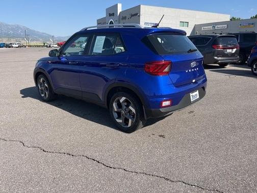 2025 Hyundai VENUE Limited