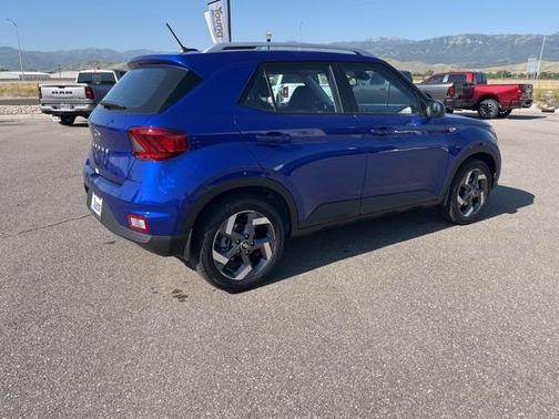 2025 Hyundai VENUE Limited
