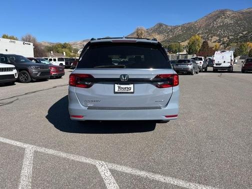 2024 Honda Odyssey Sport