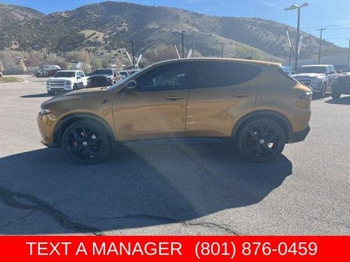 Gold 2024 Dodge Hornet R/T Plus