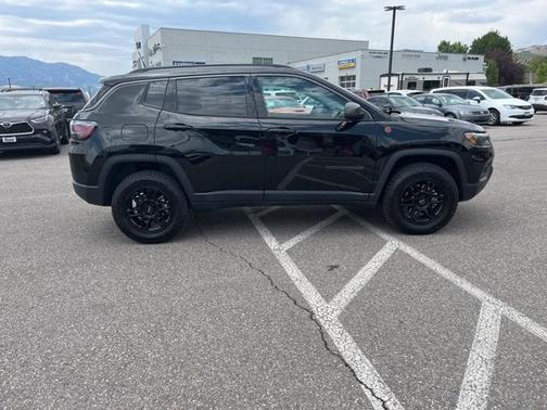 2022 Jeep Compass Trailhawk