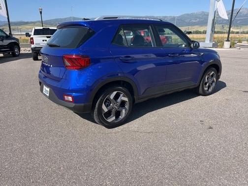 2025 Hyundai VENUE Limited