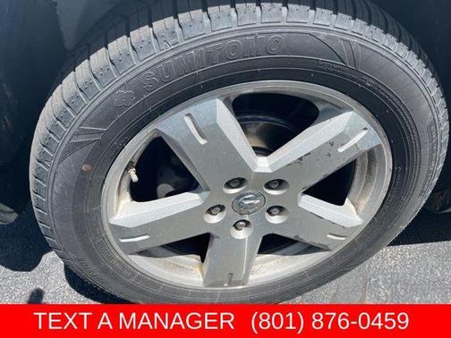 Stone White Clearcoat 2009 Dodge Journey SXT