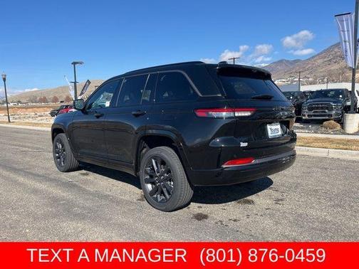 Diamond Black 2026 Jeep Grand Cherokee Limited