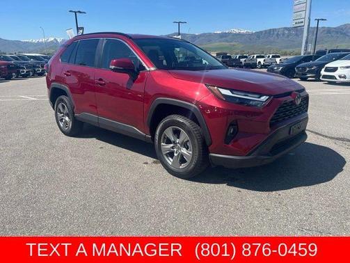 Pearl 2025 Toyota RAV4 XLE