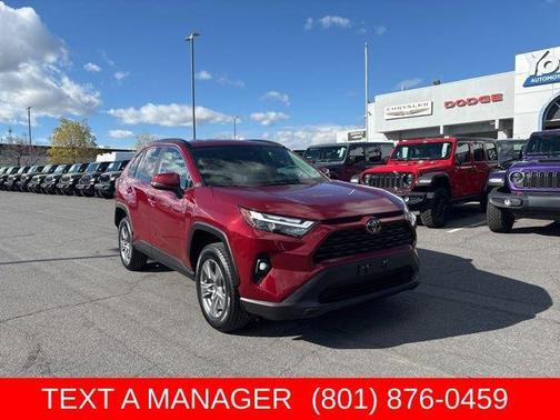 Pearl 2025 Toyota RAV4 XLE