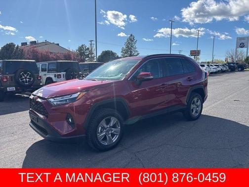 Pearl 2025 Toyota RAV4 XLE