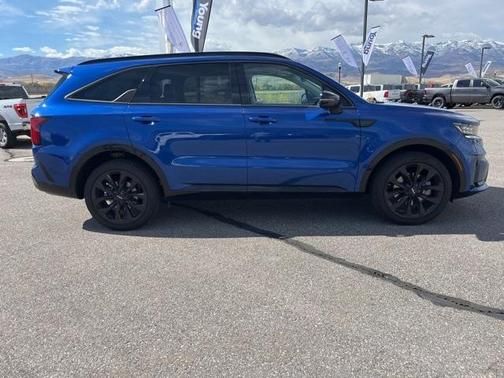2022 Kia Sorento SX