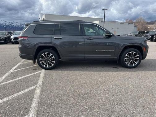 2022 Jeep Grand Cherokee L Overland