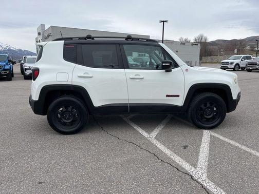 2022 Jeep Renegade Trailhawk