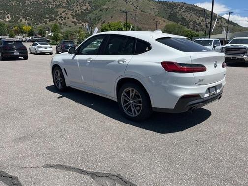 2021 BMW X4 xDrive30i