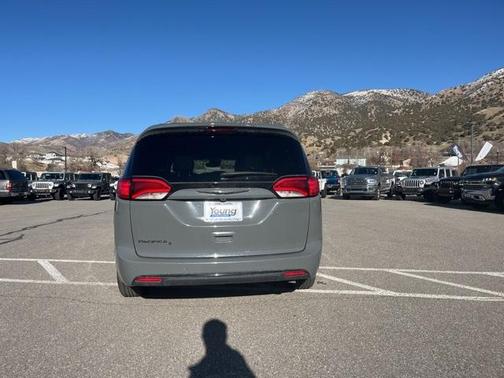 2020 Chrysler Pacifica Touring-L Plus