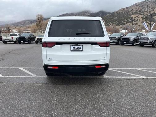 2024 Jeep Wagoneer Series II