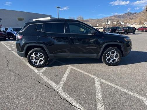 2022 Jeep Compass Trailhawk