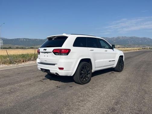 2021 Jeep Grand Cherokee Laredo X