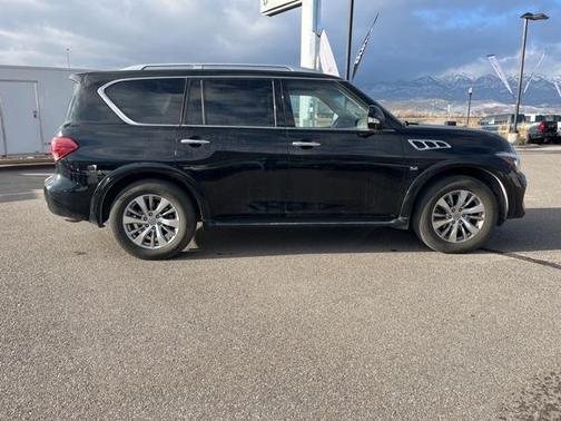 2017 INFINITI QX80 Base
