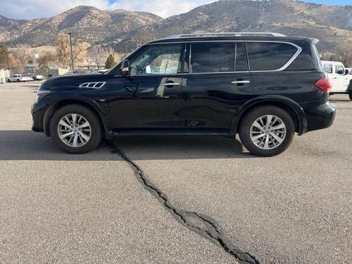 2017 INFINITI QX80 Base
