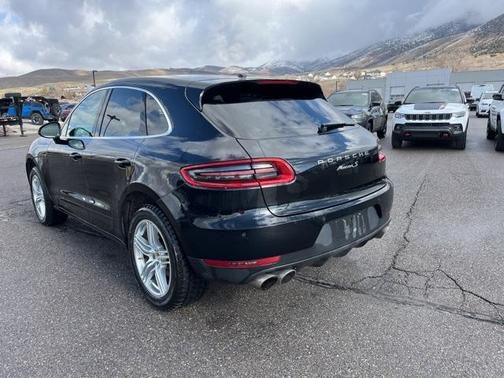 2016 Porsche Macan S