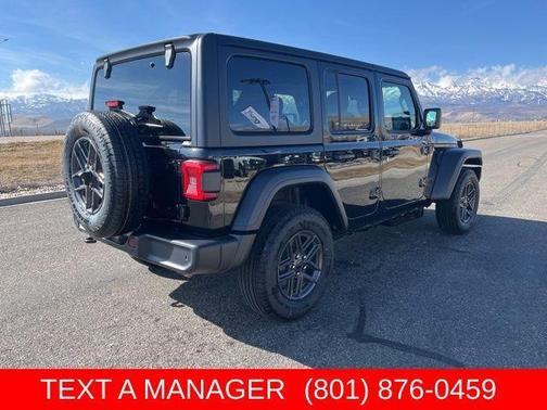 Black Clearcoat 2026 Jeep Wrangler Sport