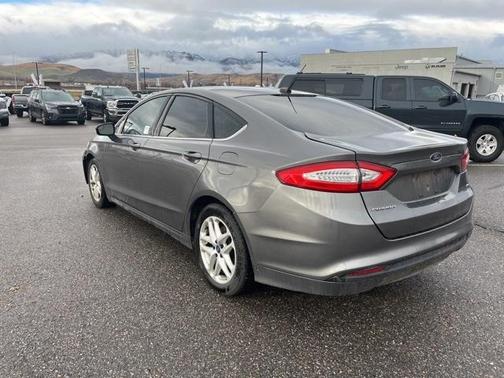 2013 Ford Fusion SE