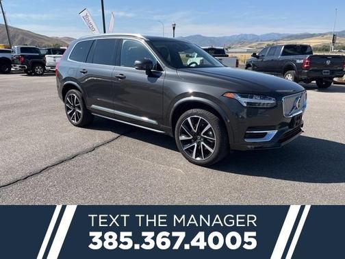 2024 Volvo XC90 B5 Plus Bright Theme