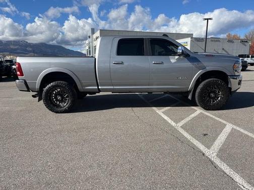 2019 RAM 2500 Laramie