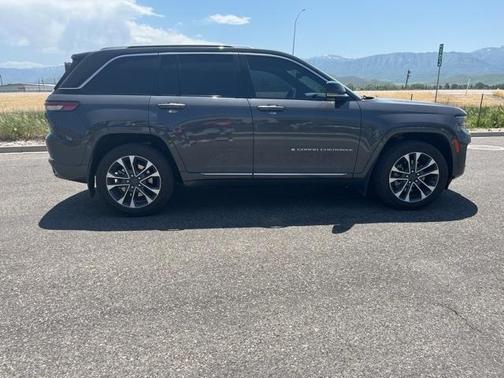 2023 Jeep Grand Cherokee 4xe Summit