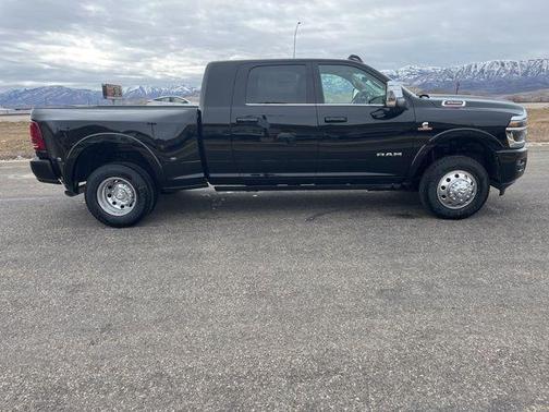 2026 RAM 3500 Limited