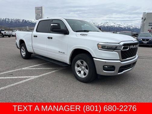 Bright White Clearcoat 2025 RAM 1500 Big Horn/Lone Star