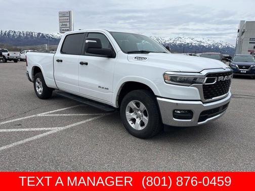 Bright White Clearcoat 2025 RAM 1500 Big Horn/Lone Star