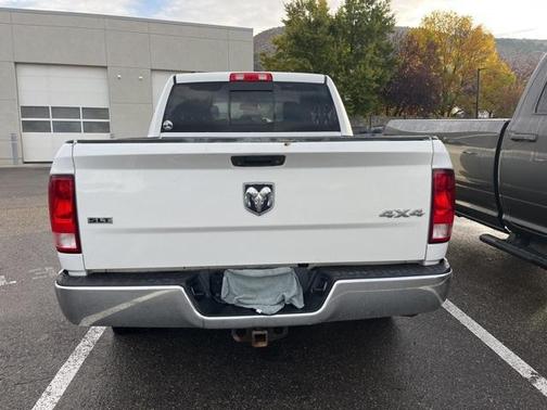 2016 RAM 1500 SLT