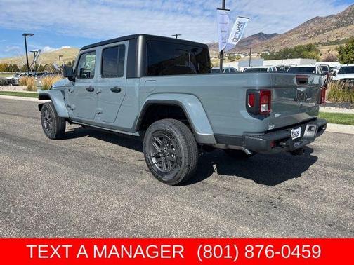 Anvil Clearcoat 2025 Jeep Gladiator Sport