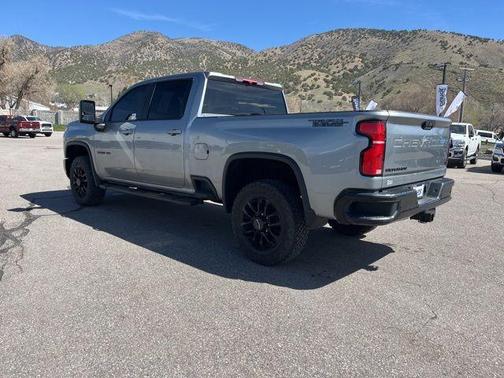 Sterling Gray Metallic 2025 Chevrolet Silverado 3500 LT