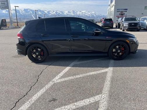 2024 Volkswagen Golf GTI 2.0T 380 SE