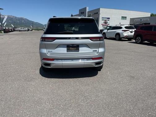 2023 Jeep Grand Cherokee Overland