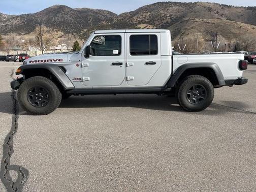 2023 Jeep Gladiator Mojave