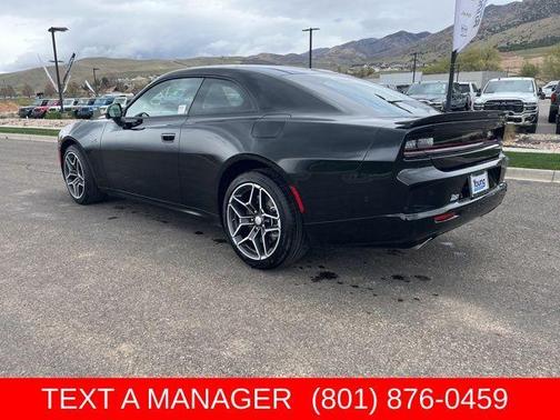 Diamond Black 2026 Dodge Charger R/T