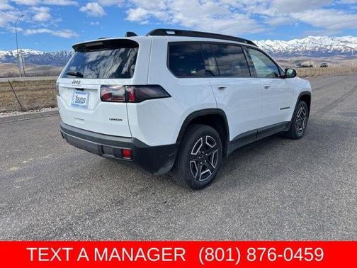 Bright White Clearcoat 2026 Jeep Cherokee LAREDO/LIMITED