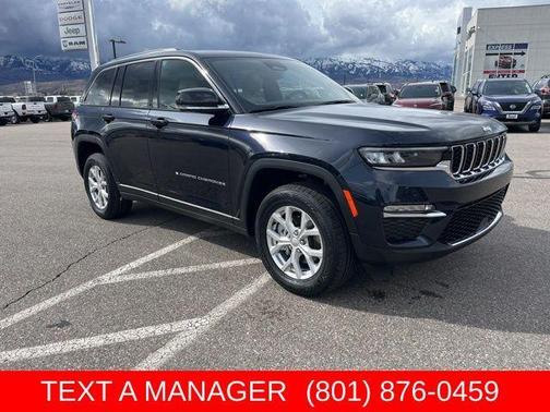 Midnight Sky 2024 Jeep Grand Cherokee Limited